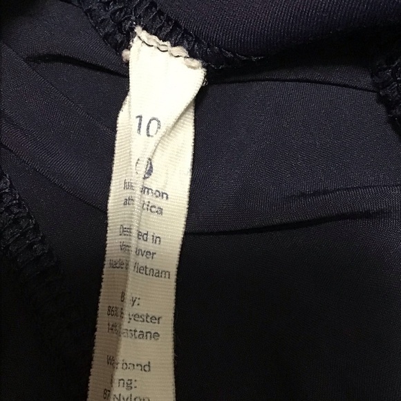 Lululemon Anew Short in Midnight Navy Size 10. - Picture 10 of 11